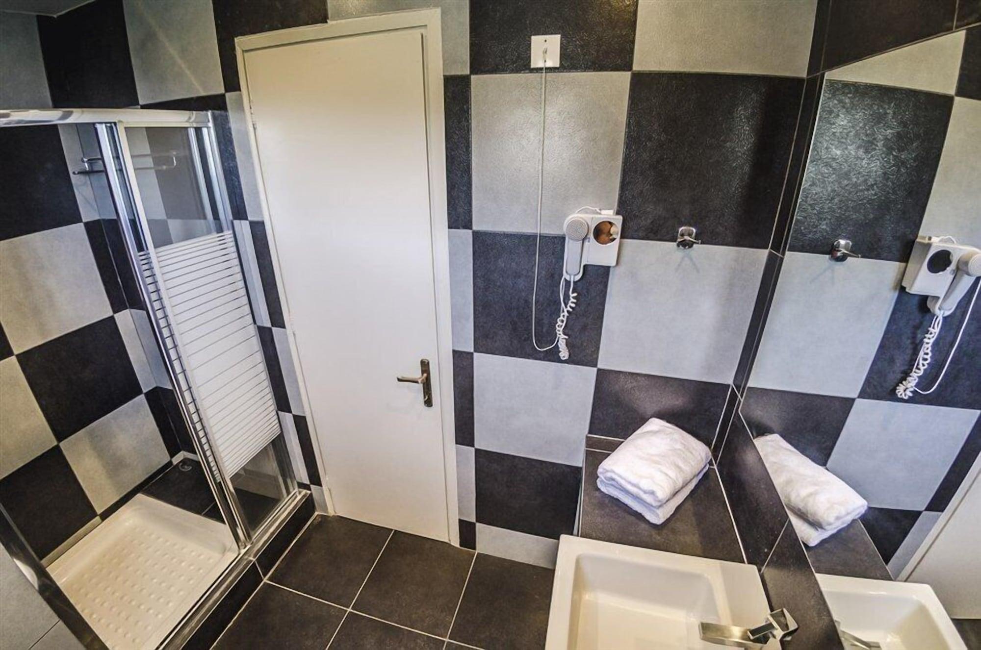 Hotel Nereides 2*